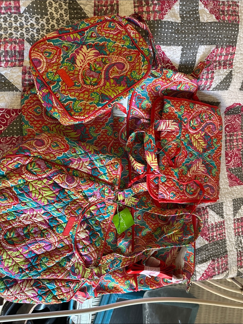 4 piece set Vera Bradley Bright Paisley Tote & Pouches EUC.